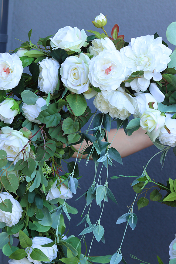 Biała Baletnica, atrakcyjna girlanda z białymi kwiatami, dł.1m