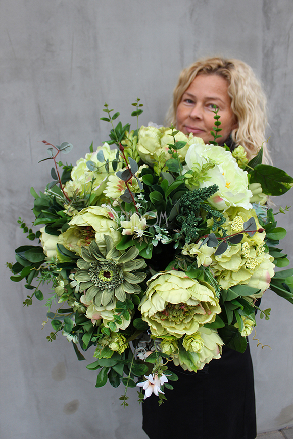 Janina Zieleń kompozycja kwiatowa nagrobna wys.38cm, śr.50cm