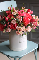 Dianna, romantyczny flowerbox / kompozycja w białym pudełku, wys.43cm