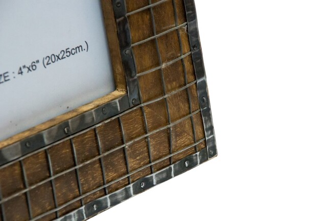 ramka na zdjęcie z drewna mangowego kratka B 10x15cm