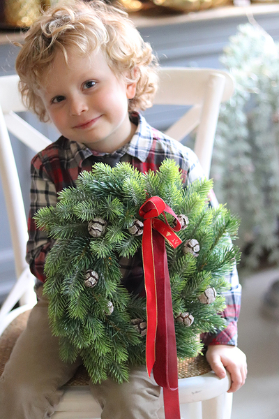 Czerwona Kokarda, wianek zimowo - bożonarodzeniowy, śr.28cm