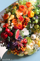 dekoracyjny wianek z owocami, Tęczowe Montello, śr.40cm  