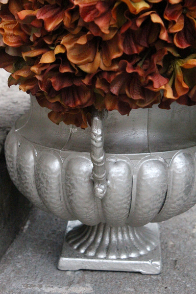 Tradycja kompozycja kwiatowa, wys.54cm