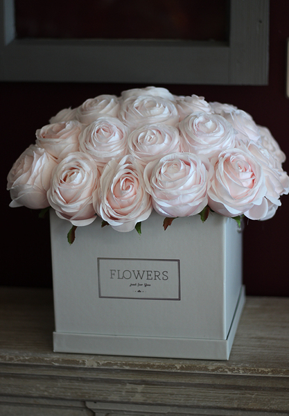 Cristina, ekskluzywny flowerbox / kompozycja kwiatowa / bukiet, wys.29cm