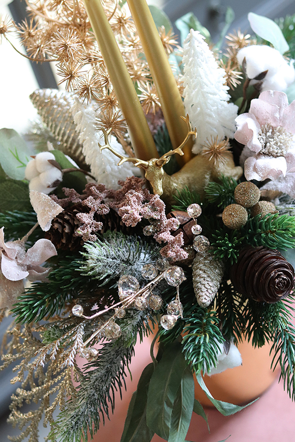 Golden Deer Premium, świąteczna kompozycja / stroik w złotym naczyniu, wys.51cm