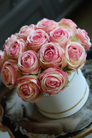 kompozycja kwiatowa / bukiet Flowerbox Rosanella, wys.23cm