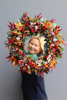 atrakcyjny kwiatowy wianek, Jesienna Muzyka, śr.44cm 