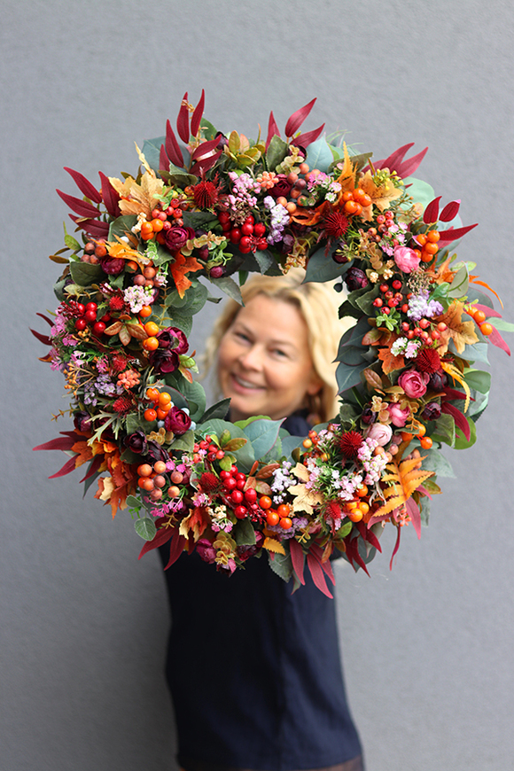 atrakcyjny kwiatowy wianek, Jesienna Muzyka, śr.44cm 