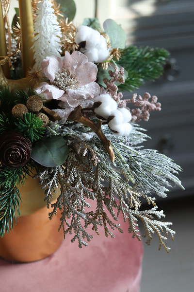 Golden Deer Premium, świąteczna kompozycja / stroik w złotym naczyniu, wys.51cm