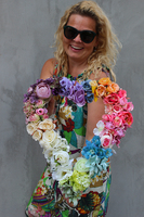 walentynkowe Serce Rainbow - dekoracja kwiatowa na wiklinowym spodzie,wys.44cm,szer. 38cm