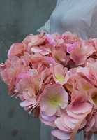 Elegancka Hortensja, wianek na drzwi, śr.35cm