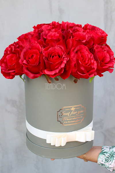 Kallana, kompozycja kwiatowa / bukiet / flowerbox, wys.40cm