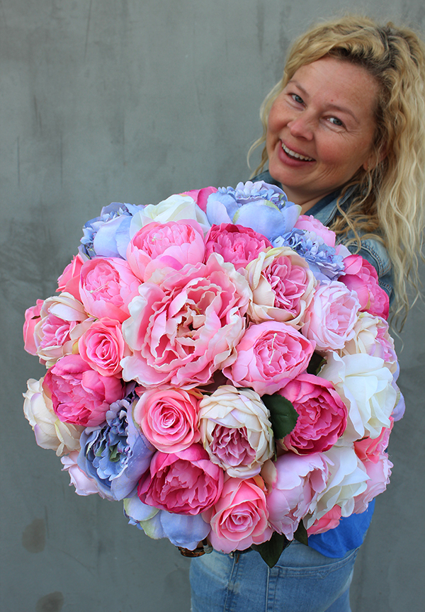 bukiet / Flowerbox / kompozycja Princessa, wys.35cm