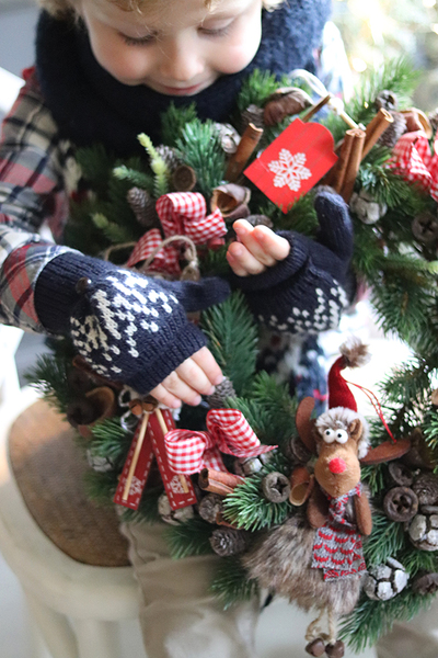 bożonarodzeniowa dekoracja / wianek Małego Narciarza, śr.38cm