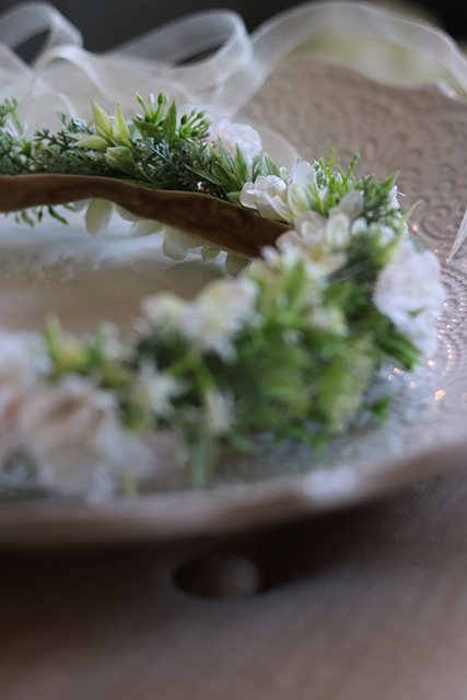 Ferruna, komunijny kwiatowy wianek na głowę, rozmiar uniwersalny