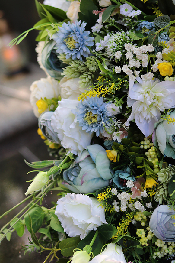 kompozycja / wiązanka pogrzebowa, Niebieska Poświata, dł.65cm 