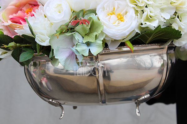 Elegance kompozycja kwiatowa w cynowanym ekskluzywnym naczyniu wys. 30cm, śr. 50cm
