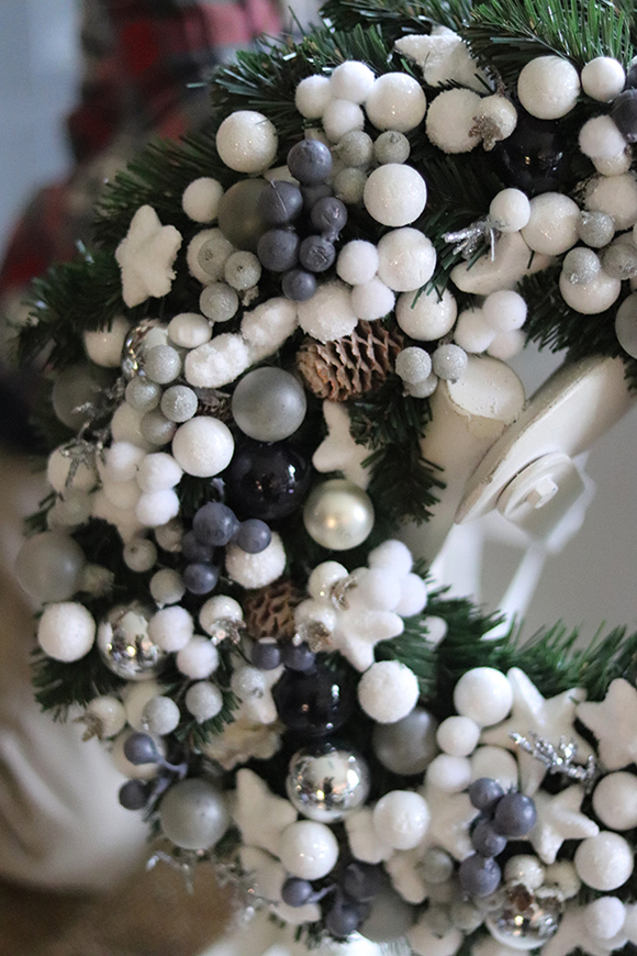 Gwiazdkowy Stroik, świąteczny wianek na drzwi stroik na stół, śr.32cm