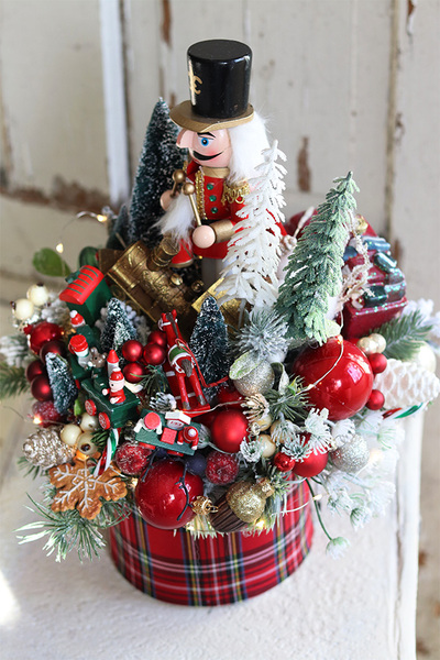 flowerbox świąteczny, Dziadek do Orzechów, wym. 42x34cm