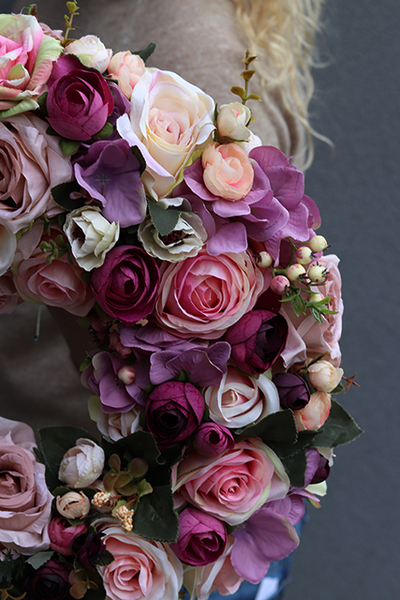 Fiolet na Wiosnę, bardzo gęsty wianek na drzwi, śr.40cm 