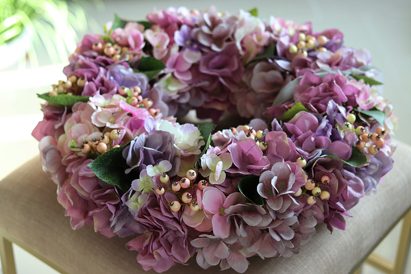 Fiolet na Wiosnę, bardzo gęsty wianek na drzwi, śr.40cm 