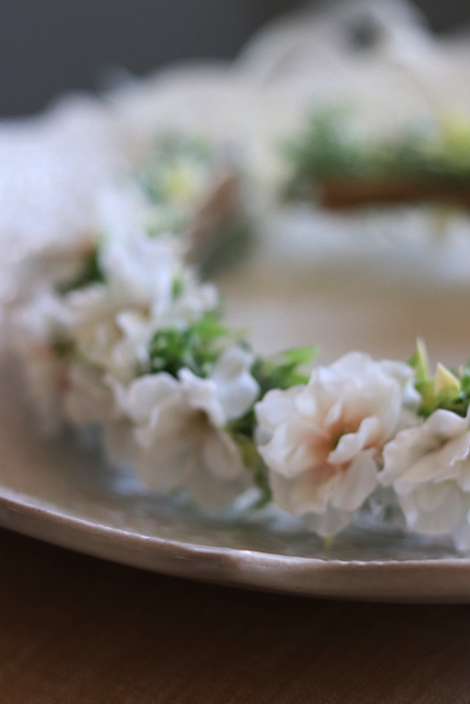 Ferruna, komunijny kwiatowy wianek na głowę, rozmiar uniwersalny