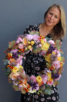 Colenissa, barwny wianek z dmuchawcami i jagodami, śr.54cm 