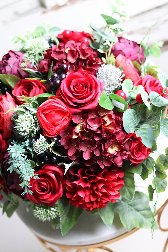 Reddito, czerwona kompozycja nagrobna w stretchu, wym.32x43cm