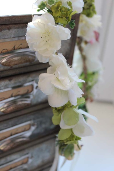 Flossy, komunijny kwiatowy wianek na głowę, rozmiar uniwersalny