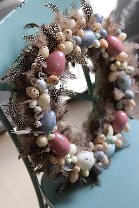 Easter Mood, wielkanocny wianek z piórami, śr.40cm 