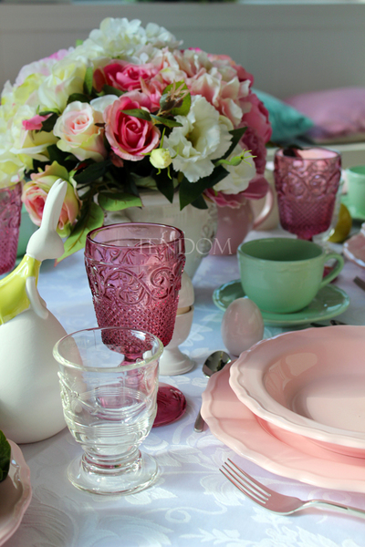 kompozycja kwiatowa Spring Time, wys.30cm