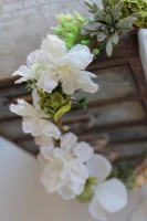 Flossy, komunijny kwiatowy wianek na głowę, rozmiar uniwersalny