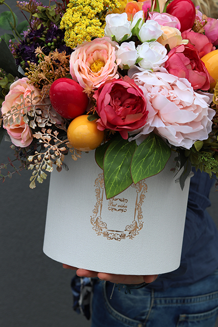 box / flowerbox z kolorowymi jajkami na Wielkanoc, Mullan, wys.44cm