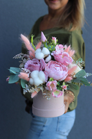 Fugia Cotton, różowy welurowy flowerbox z suszem, wys.33cm 