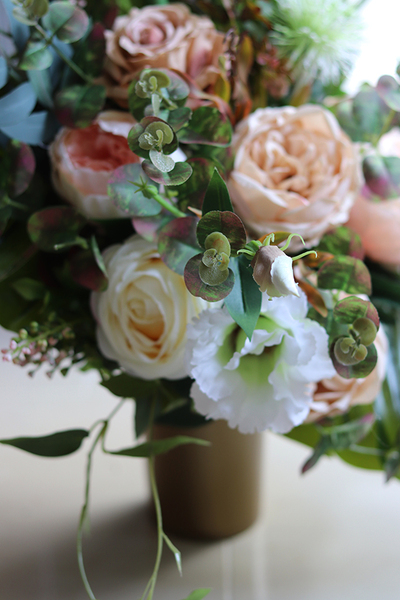 Maria Beige, bukiet/kompozycja nagrobna, wys.70cm