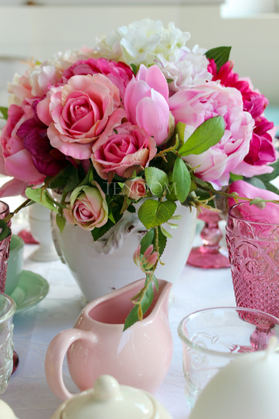 kompozycja kwiatowa Spring Time, wys.30cm