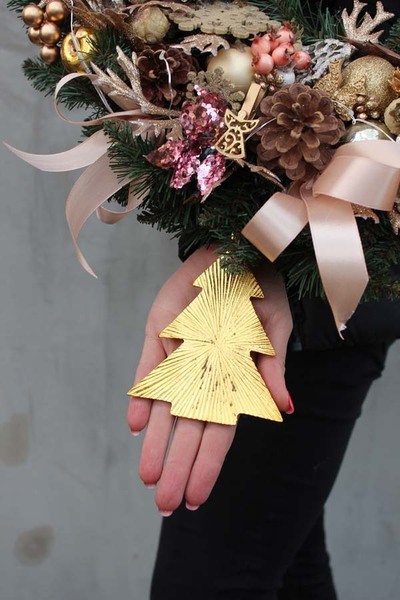 Golden Time zimowy dekoracyjny wianek / stroik, śr.45cm  