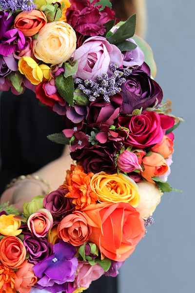 atrakcyjny tęczowy wianek Carmen Reminescence, śr.40cm