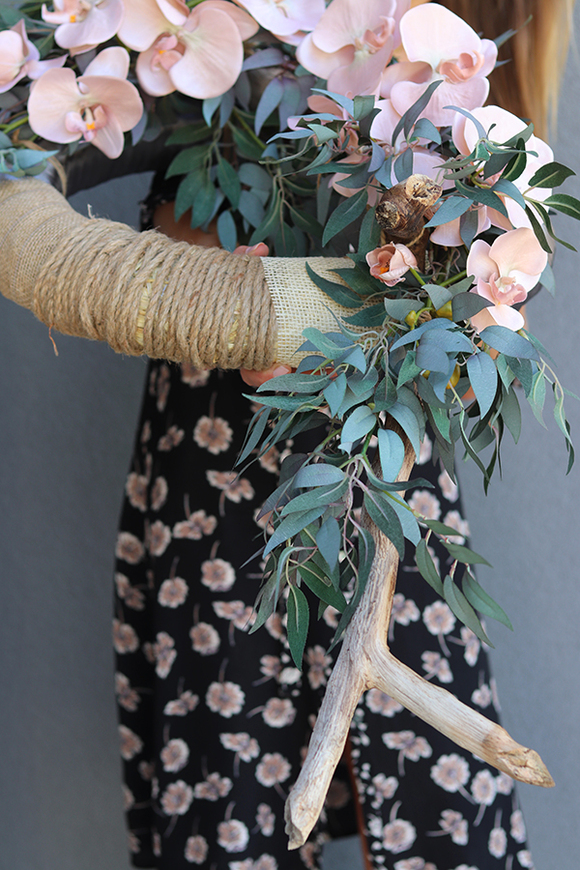 Elanea Orchid, efektowny wianek na drzwi, wym.53x115cm 