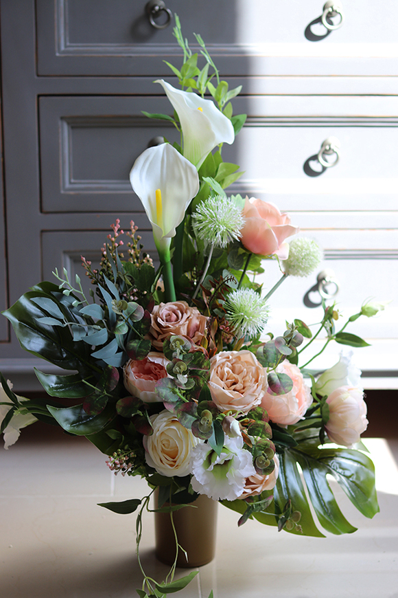 Maria Beige, bukiet/kompozycja nagrobna, wys.70cm