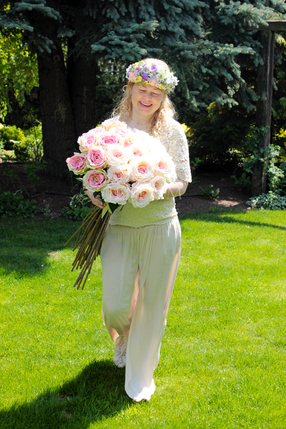 bukiet 10 szt. jasnoróżowych róż Premium, wys.70cm