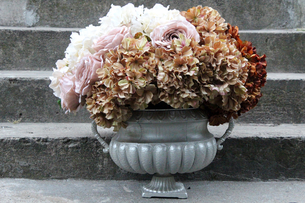 Tradycja kompozycja kwiatowa, wys.54cm