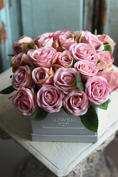 flowerbox kwadratowy z różami, Różana Aleja, wys.23cm