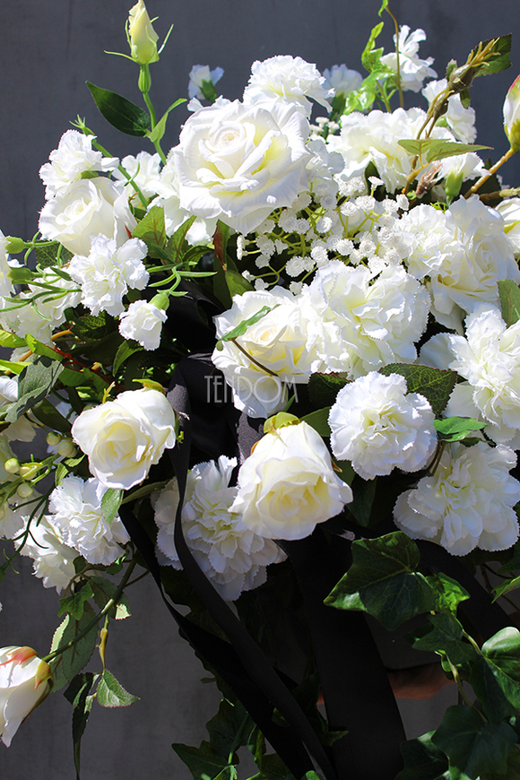 kompozycja kwiatowa / dekoracja nagrobna Malano, wys.40cm 