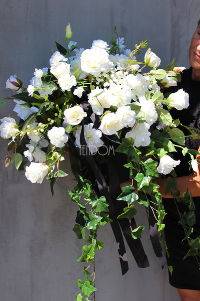 kompozycja kwiatowa / dekoracja nagrobna Malano, wys.40cm 