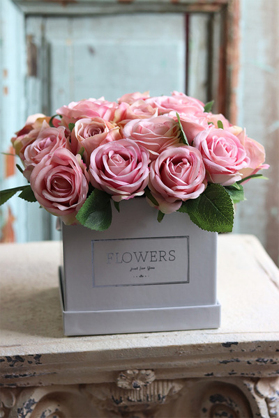 flowerbox kwadratowy z różami, Różana Aleja, wys.23cm