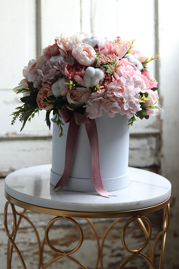 Demila Xetona, kwiatowy flowerbox z bawełną, wys.32cm 