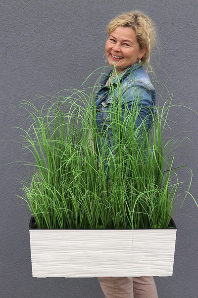 Merino Krem, sztuczna trawa w plastikowej dłutowanej donicy, wys.72cm