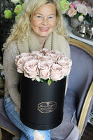 kompozycja kwiatowa / bukiet Flowerbox czarny XL wys.36cm