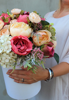 Beatrycze flowerbox, kompozycja kwiatowa, wys.43cm